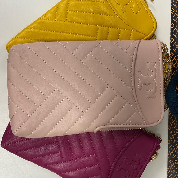 Tory Burch Alexa Phone Crossbody (PINK ONLY) - Picture 6 of 6